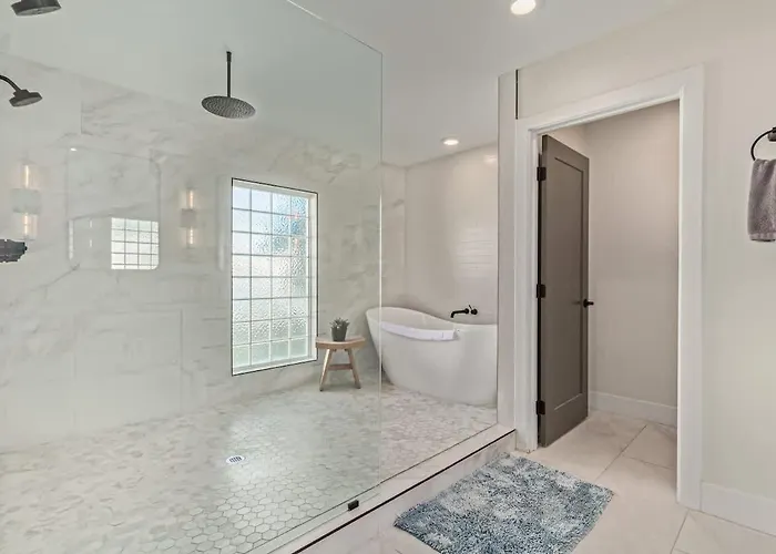 Greenway Getaway - Private Pool - North Scottsdale Holiday home
