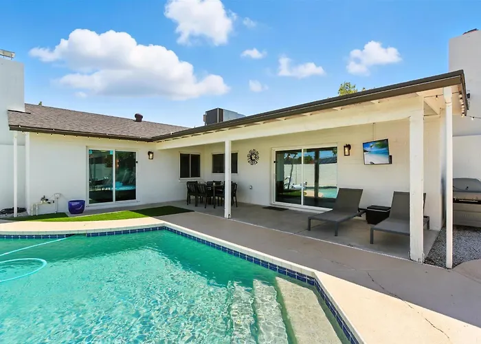 Greenway Getaway - Private Pool - North Scottsdale Holiday home *